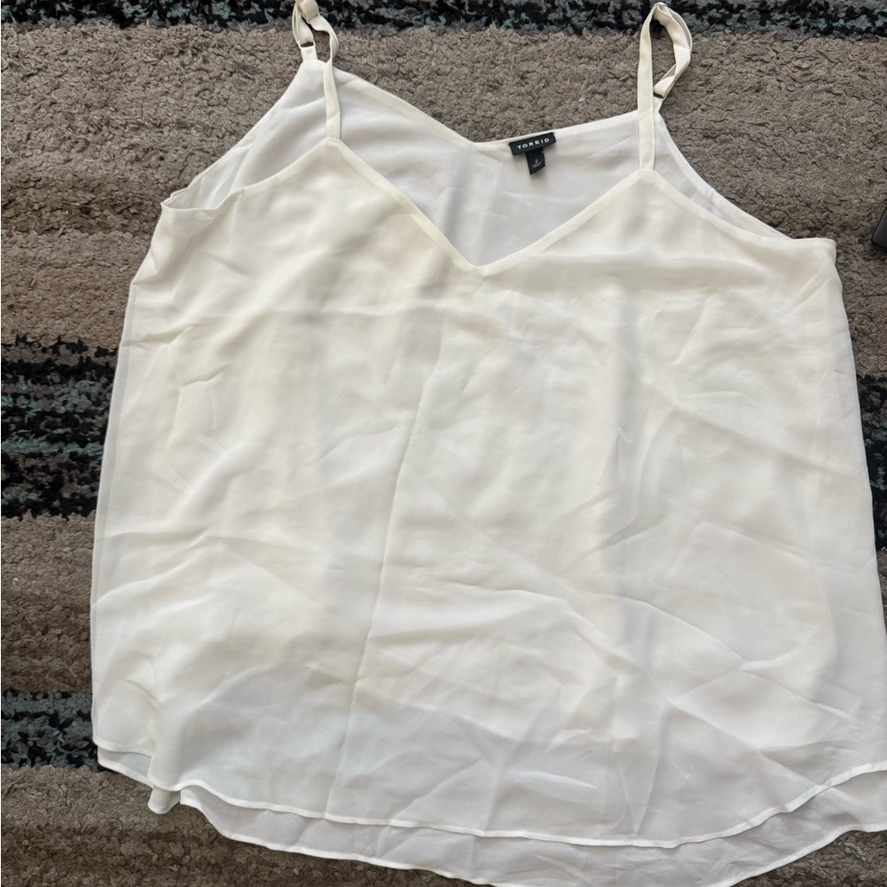 Torrid White Camisole Top with Spaghetti Straps